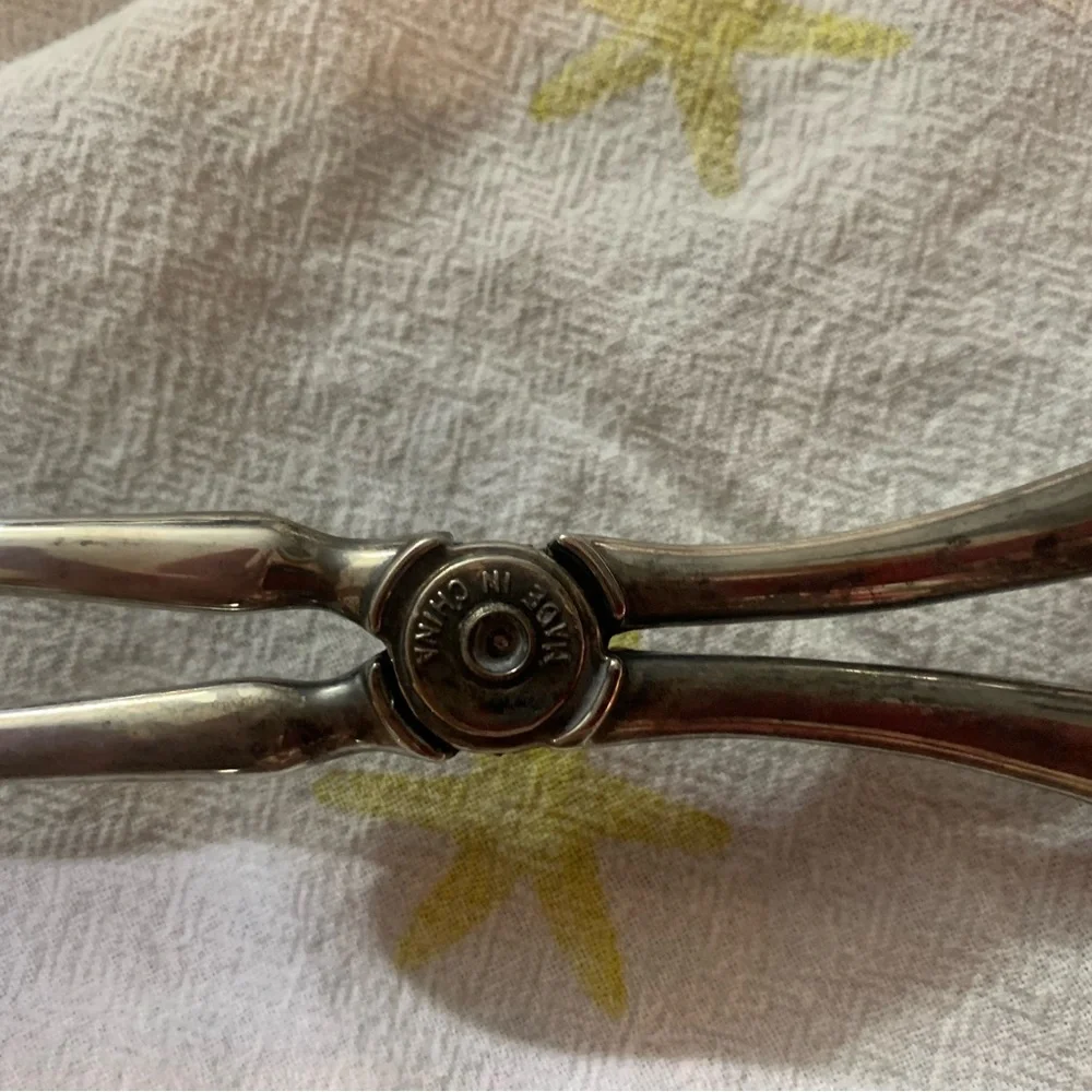 Silver plated salad tongs